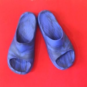 ANYWEAR SANDALS